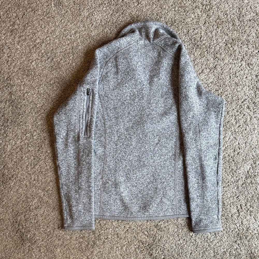 Patagonia women's quarter zip-up Sweater in Heather Gray size small - Picture 3 of 6